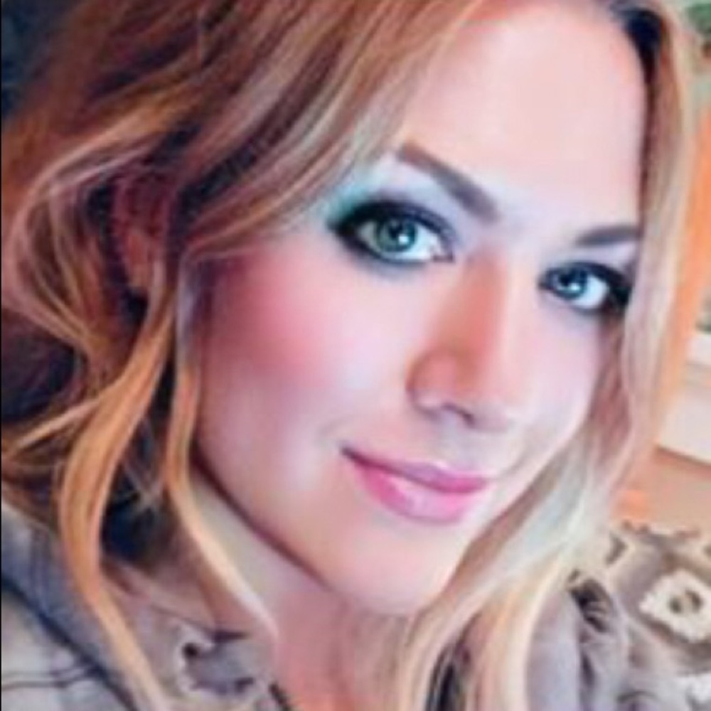 Meet your Posher, Leah